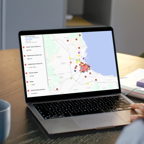 mapa atrakcji Palermo na komputerze