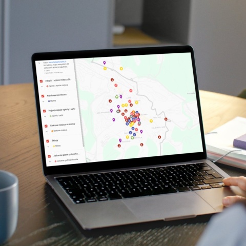 mapa atrakcji Sieny na komputerze