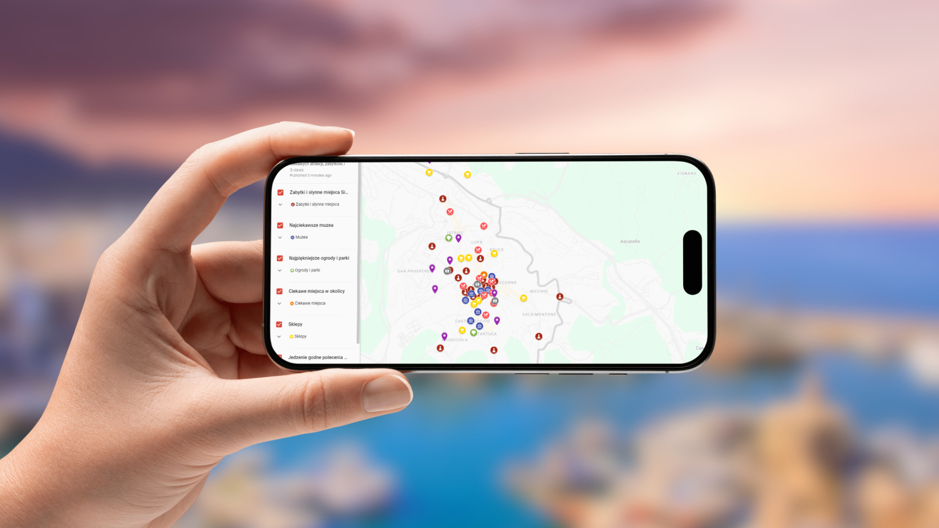 mapa Sieny otwarta na telefonie poziomo
